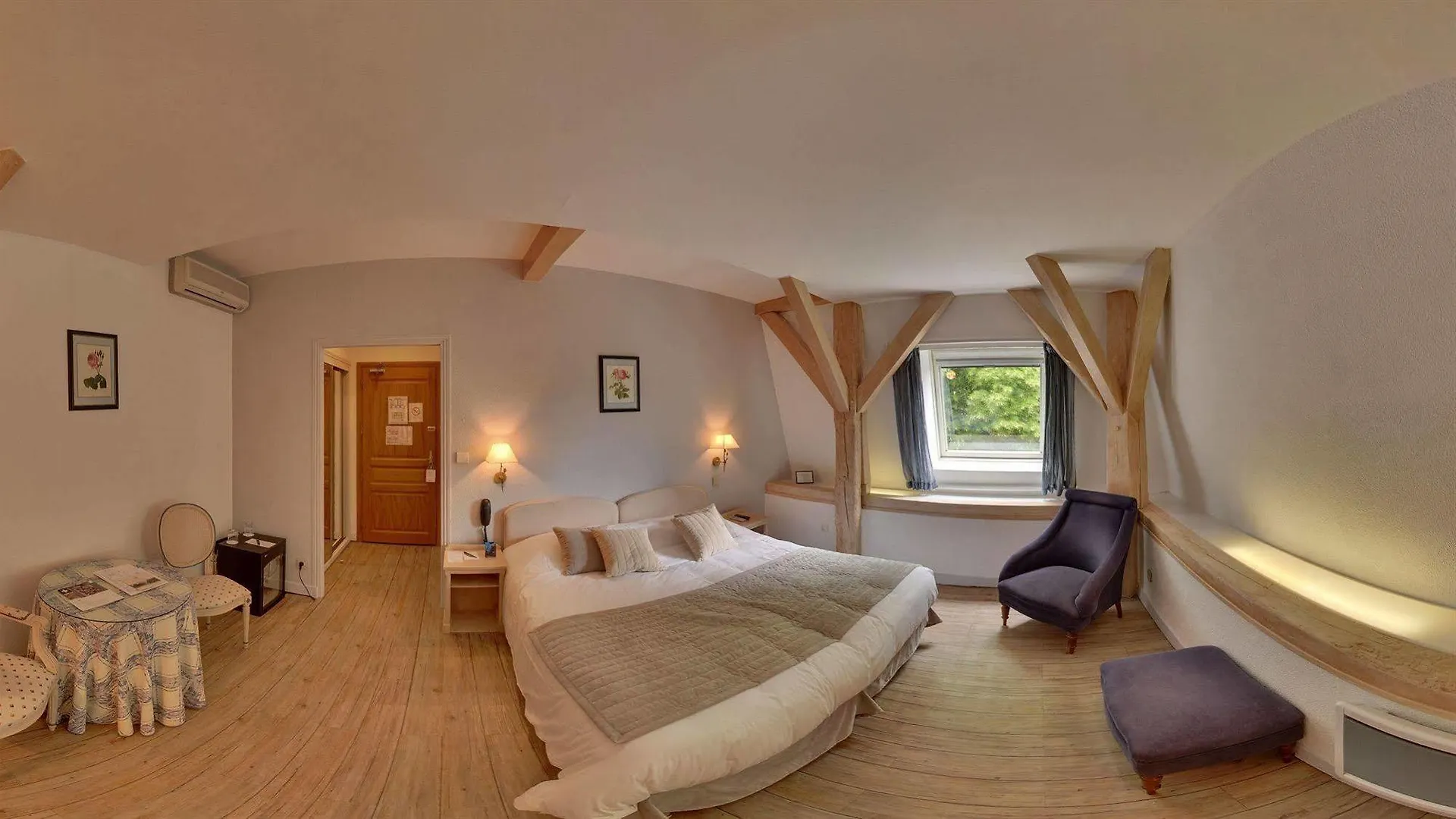 **** Hotel Manoir De La Roseraie - Les Collectionneurs Grignan France